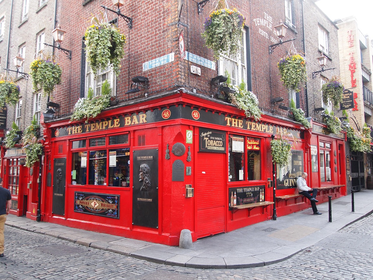 Dublin to Edinburgh Luxury Cruise